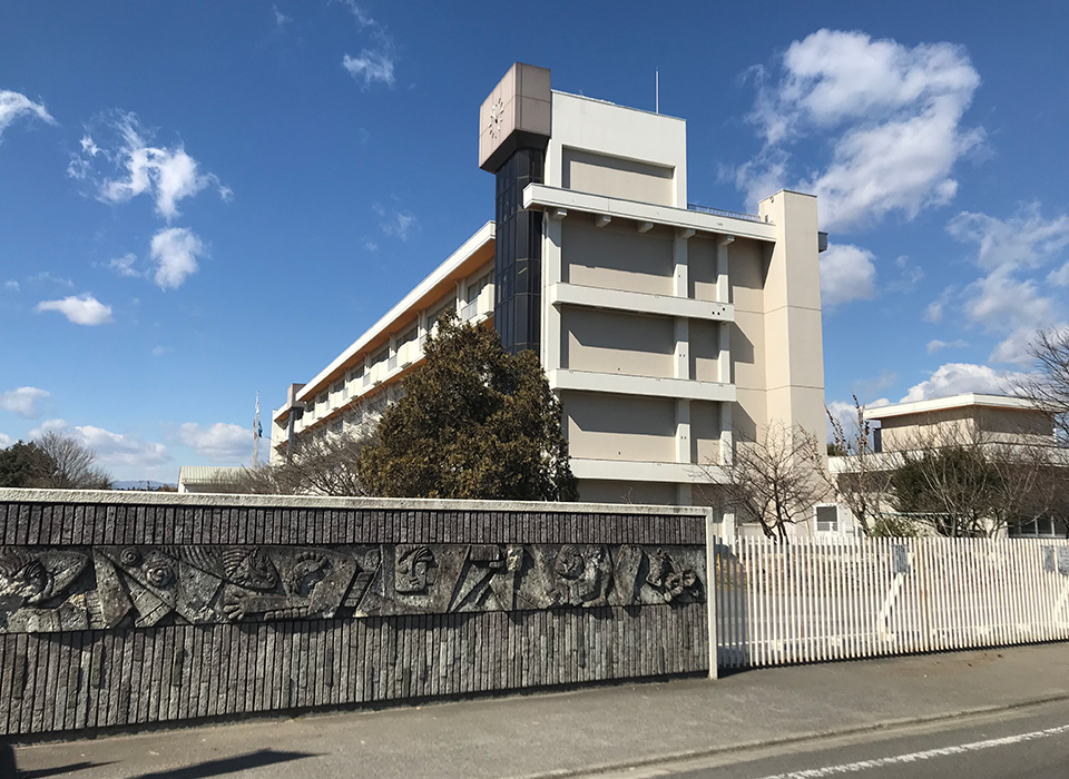 西が丘小学校